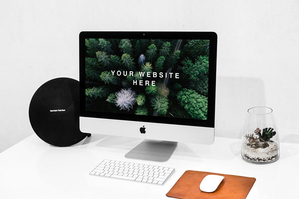 Workspace Imac Mockup Featuring A Mouse And A Keyboard FREE PSD
