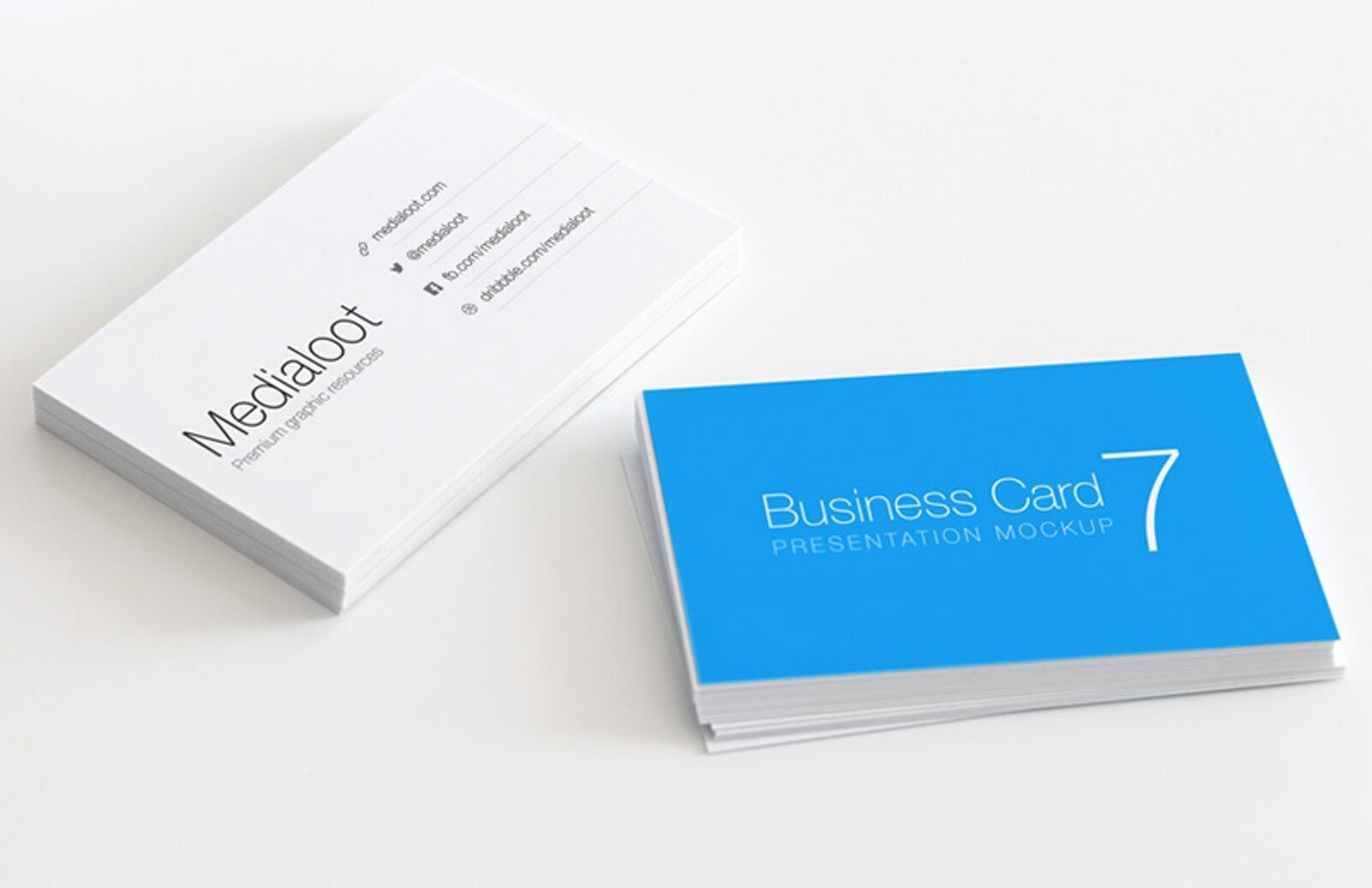 Perspective Close shot of Business Cards Mockup FREE PSD
