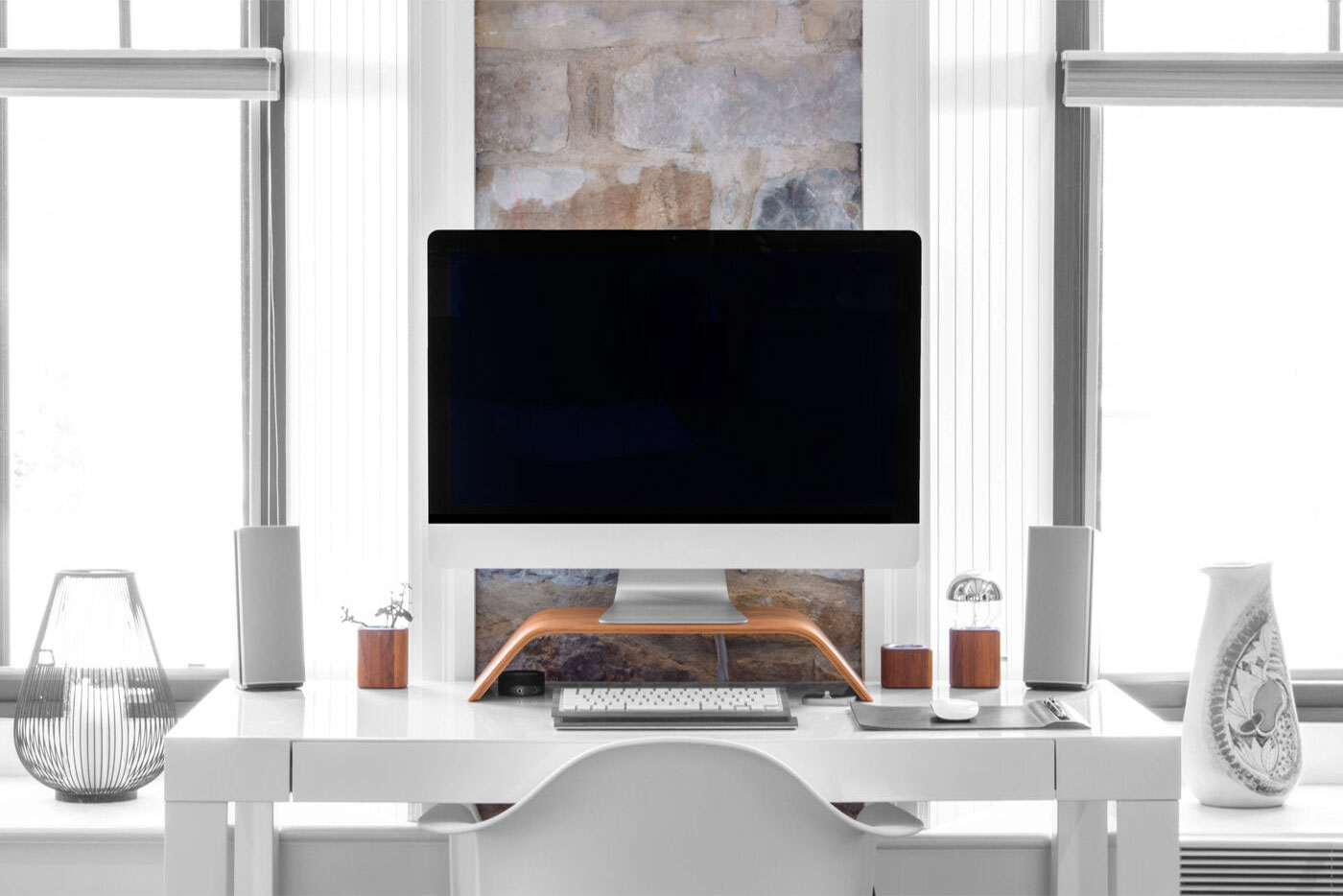 Hyper-realistic iMac on a Desk in a Room Front View Mockup FREE PSD