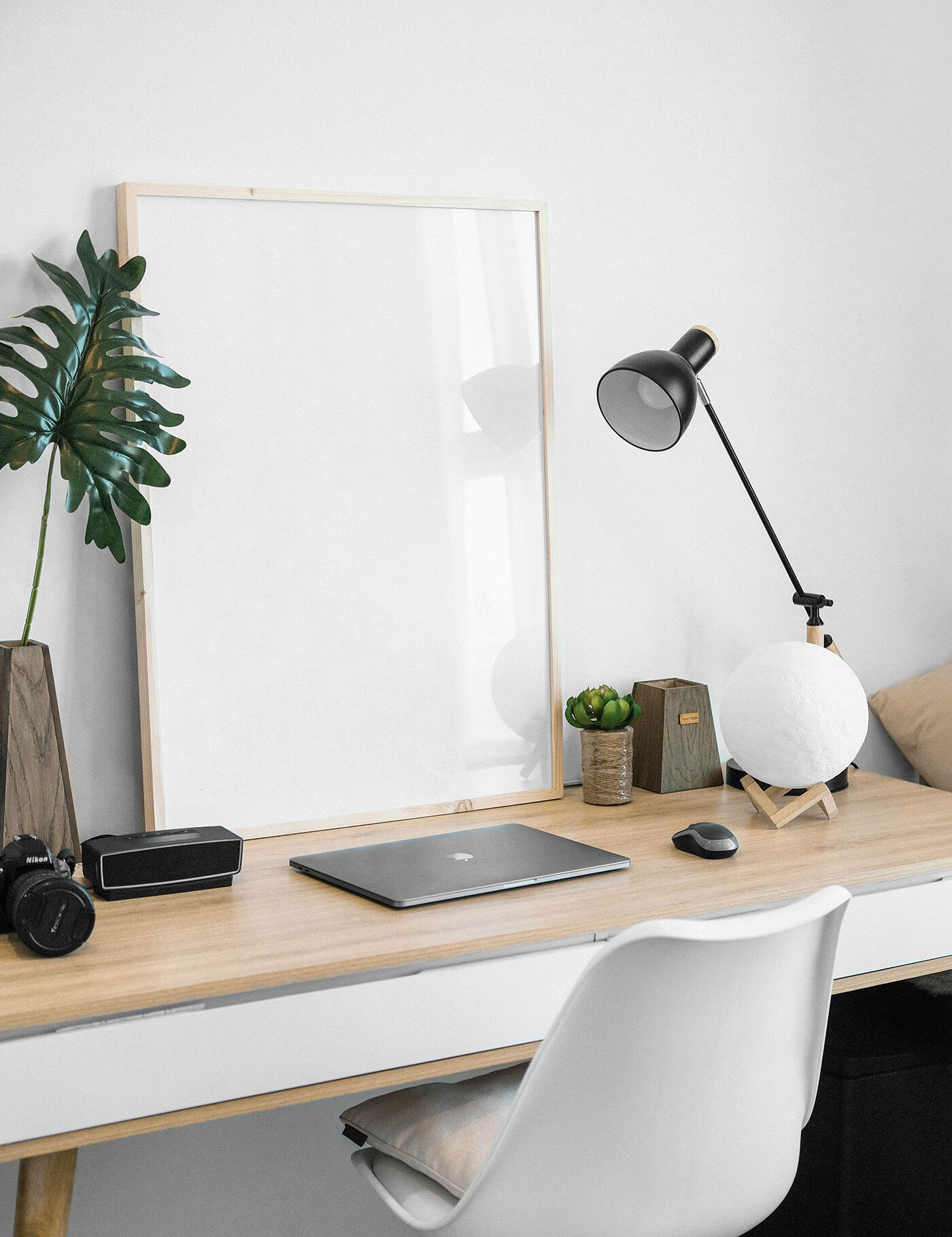 Picture Frame On Desk Mockup With Lamp And Laptop FREE PSD