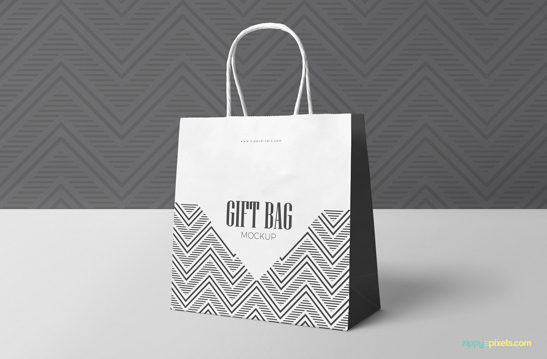 Single Gift Bag Mockup With Front and Side View FREE PSD