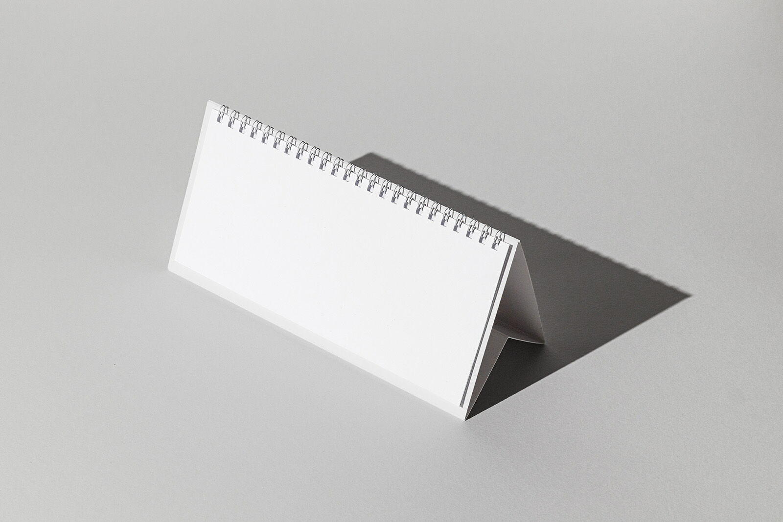 DL Desk Calendar Mockup Put at the 3\4 Angle View FREE PSD
