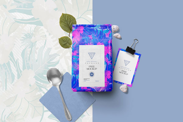 Top View of a Realistic Packaging Pouch with a Business Card Mockup FREE PSD