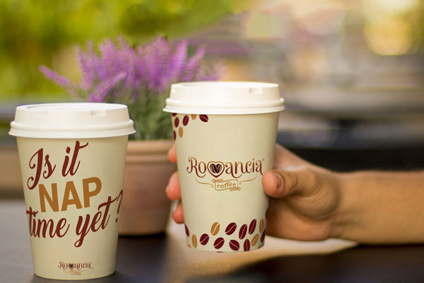 Mockup of Two Paper Coffee Cups in the Front View FREE PSD