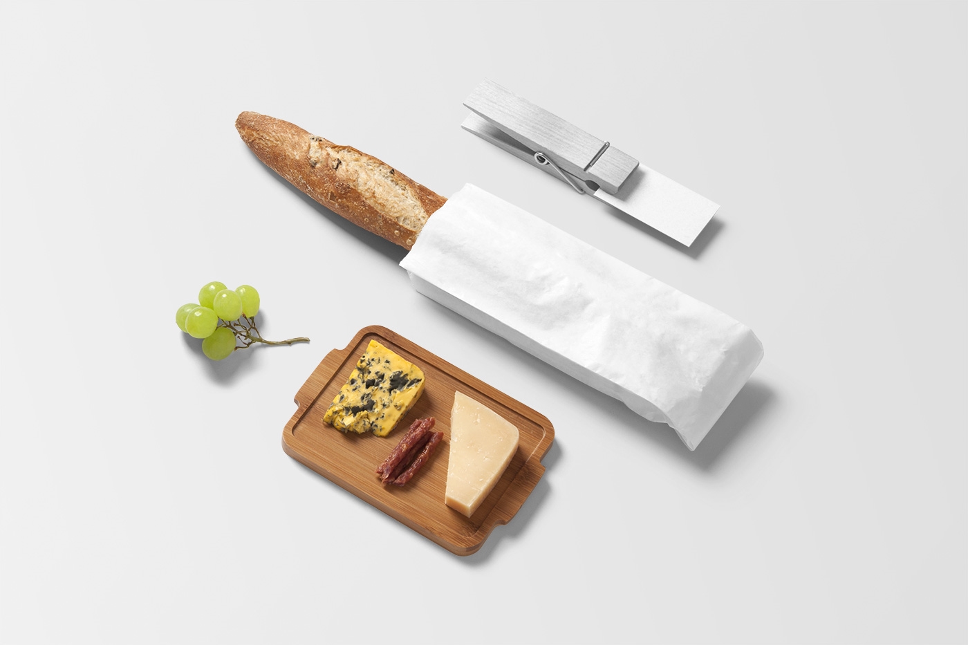 Perspective View of a Baguette Bag With a Card Mockup FREE PSD