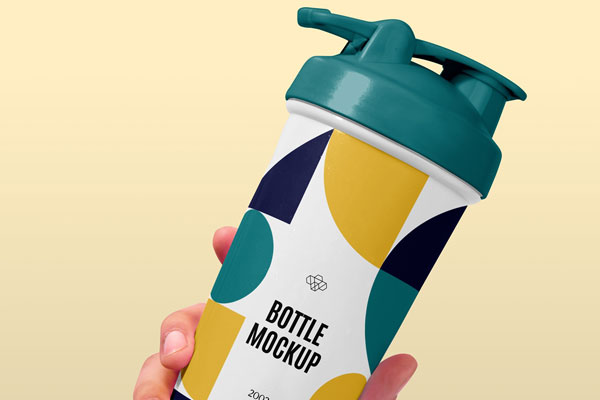 https://resourceboy.com/wp-content/uploads/2022/12/hand-holding-sport-bottle-mockup-thumbnail.jpg