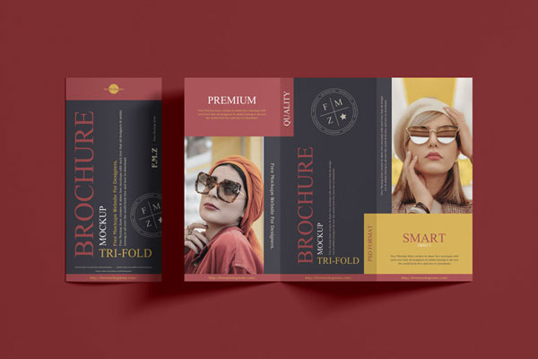 Top View of Tri-fold Brochure Mockup FREE PSD