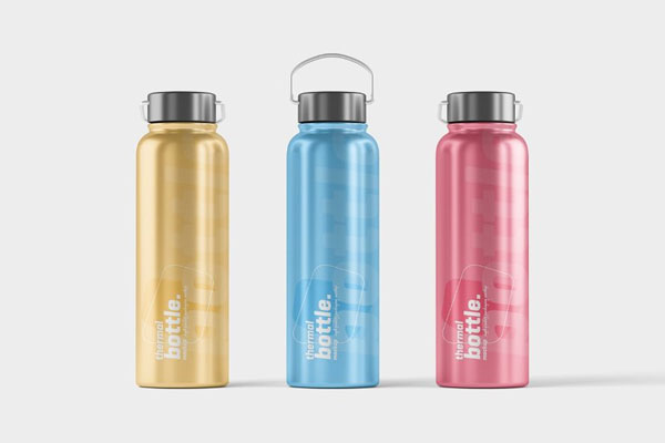 4 Showcases of Thermal Bottle Mockup FREE PSD