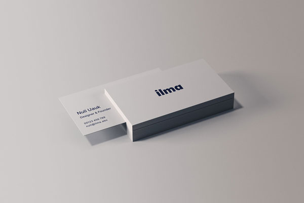 Free Perspective Sight of Business Card Mockup PSD Template