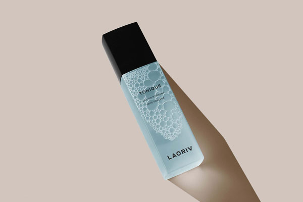 Free Cosmetic Glass Bottle Mockup PSD Template