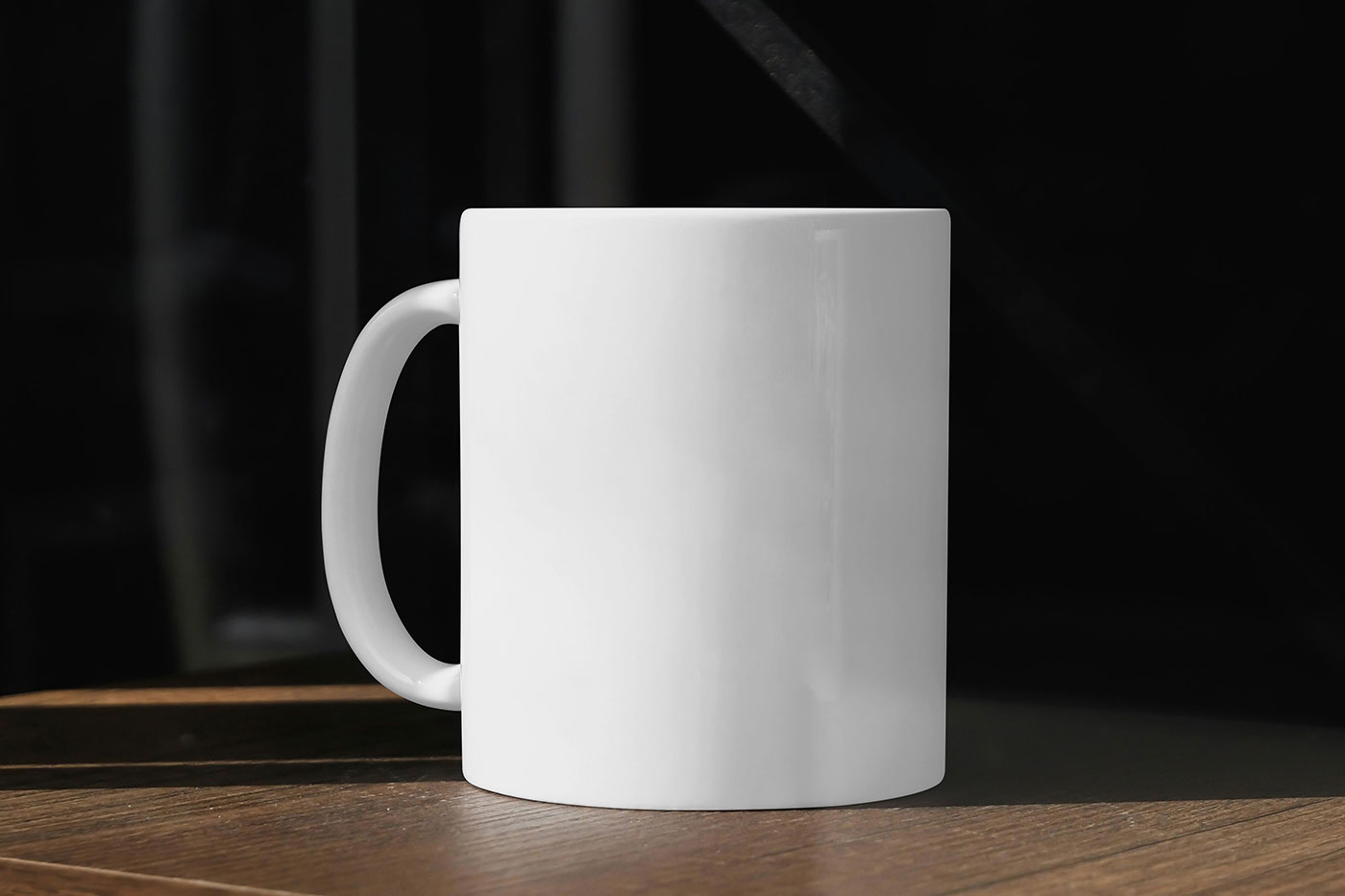 Free Ceramic Mug on Desk Mockup PSD Template
