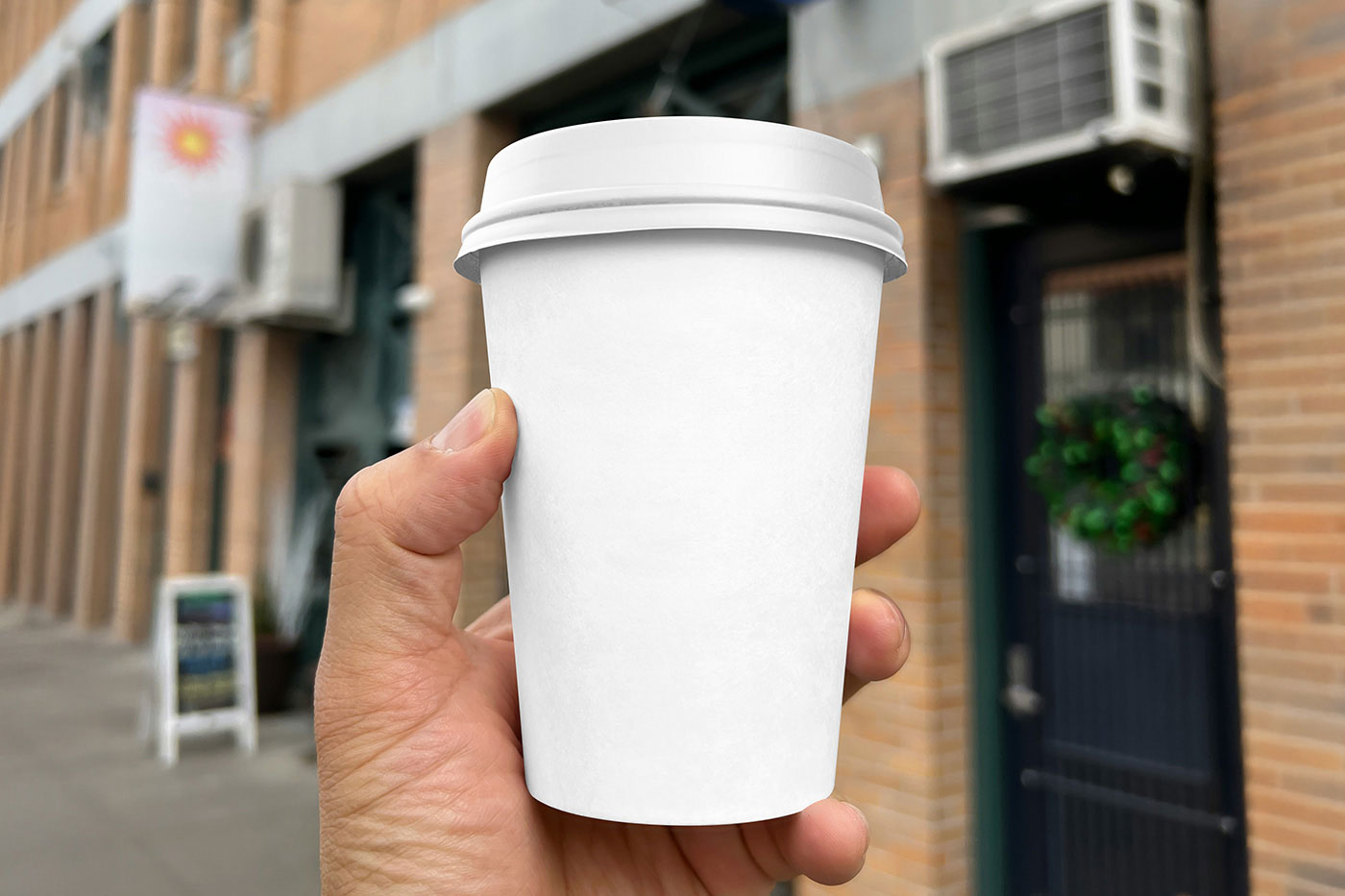 Free Classic Paper Cup Mockup PSD Template