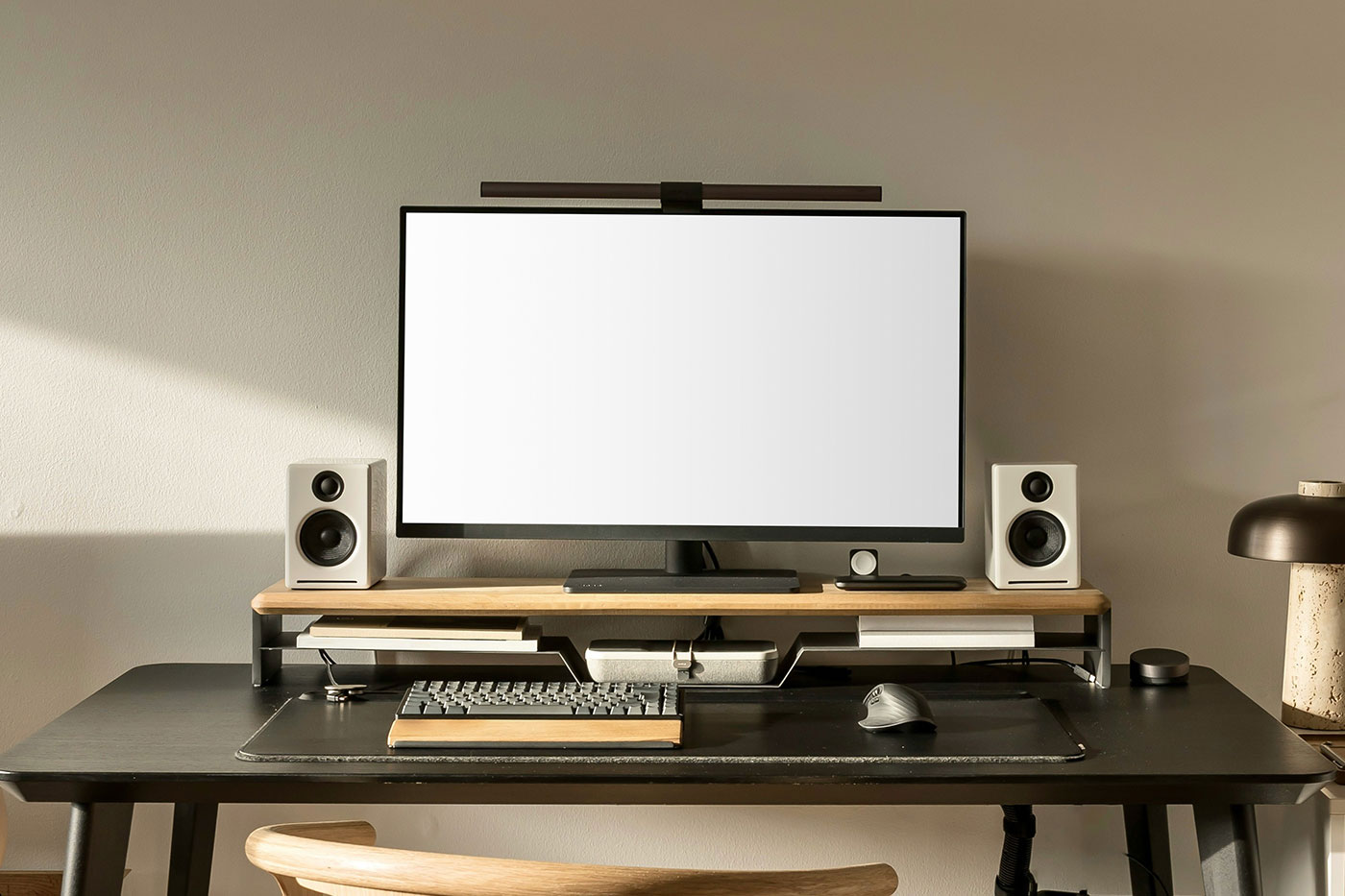Free Desktop Monitor Mockup PSD Template