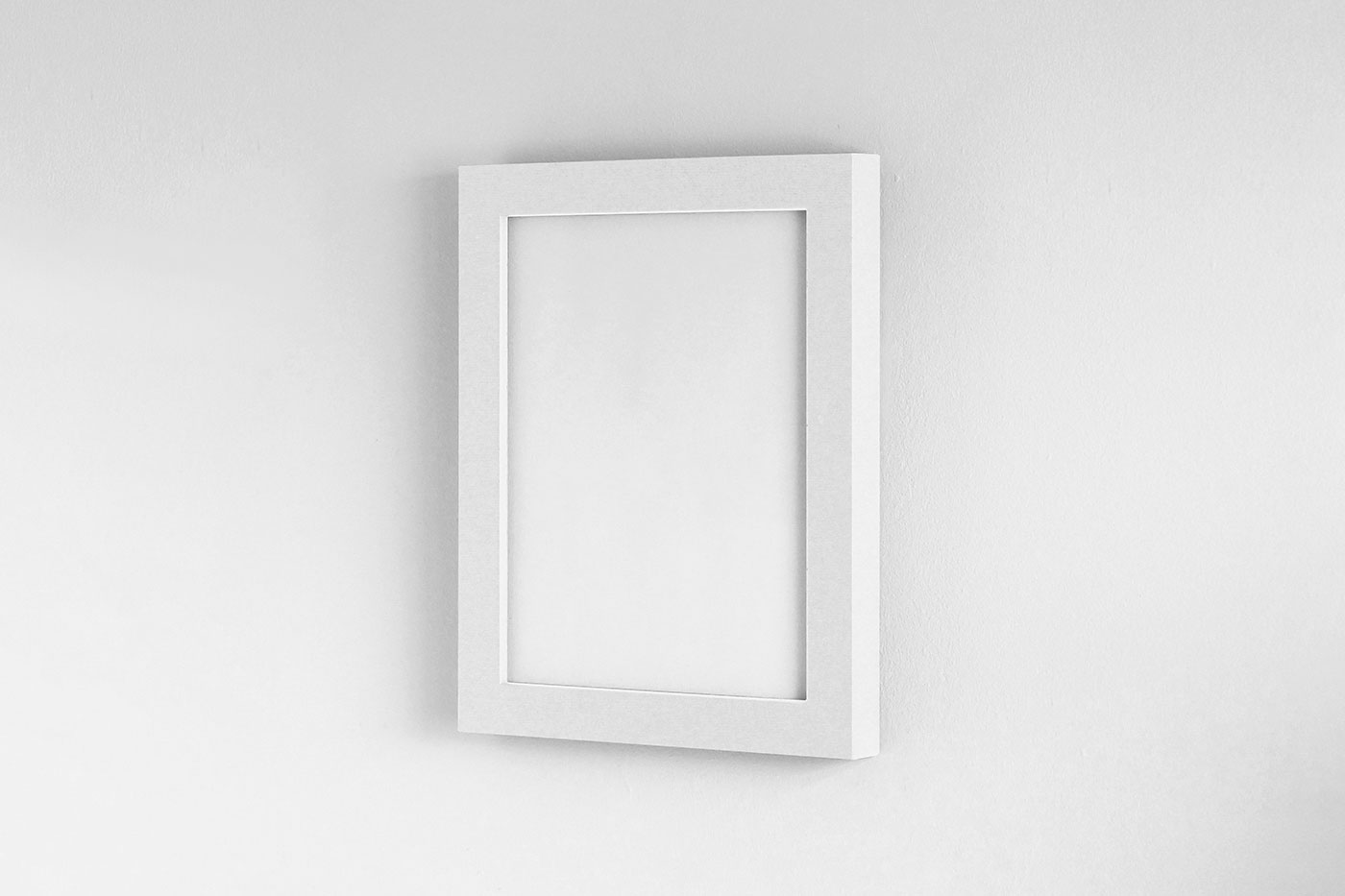 Free Thick Picture Frame Mockup PSD Template