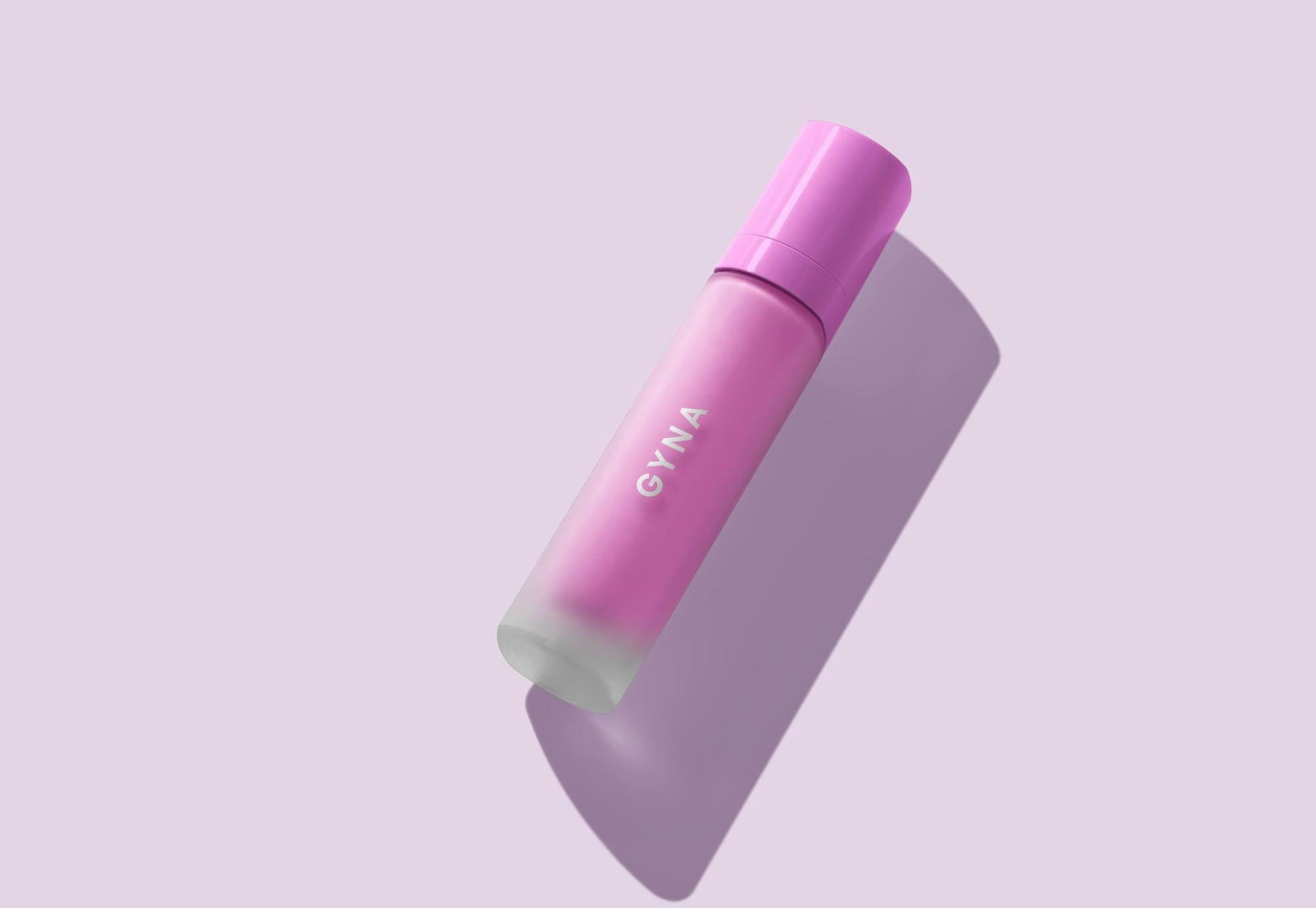 Free Elegant Concealer Bottle Mockup PSD Template