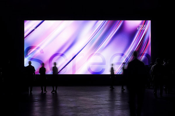 Free Large 21:9 Expo Screen Mockup PSD Template