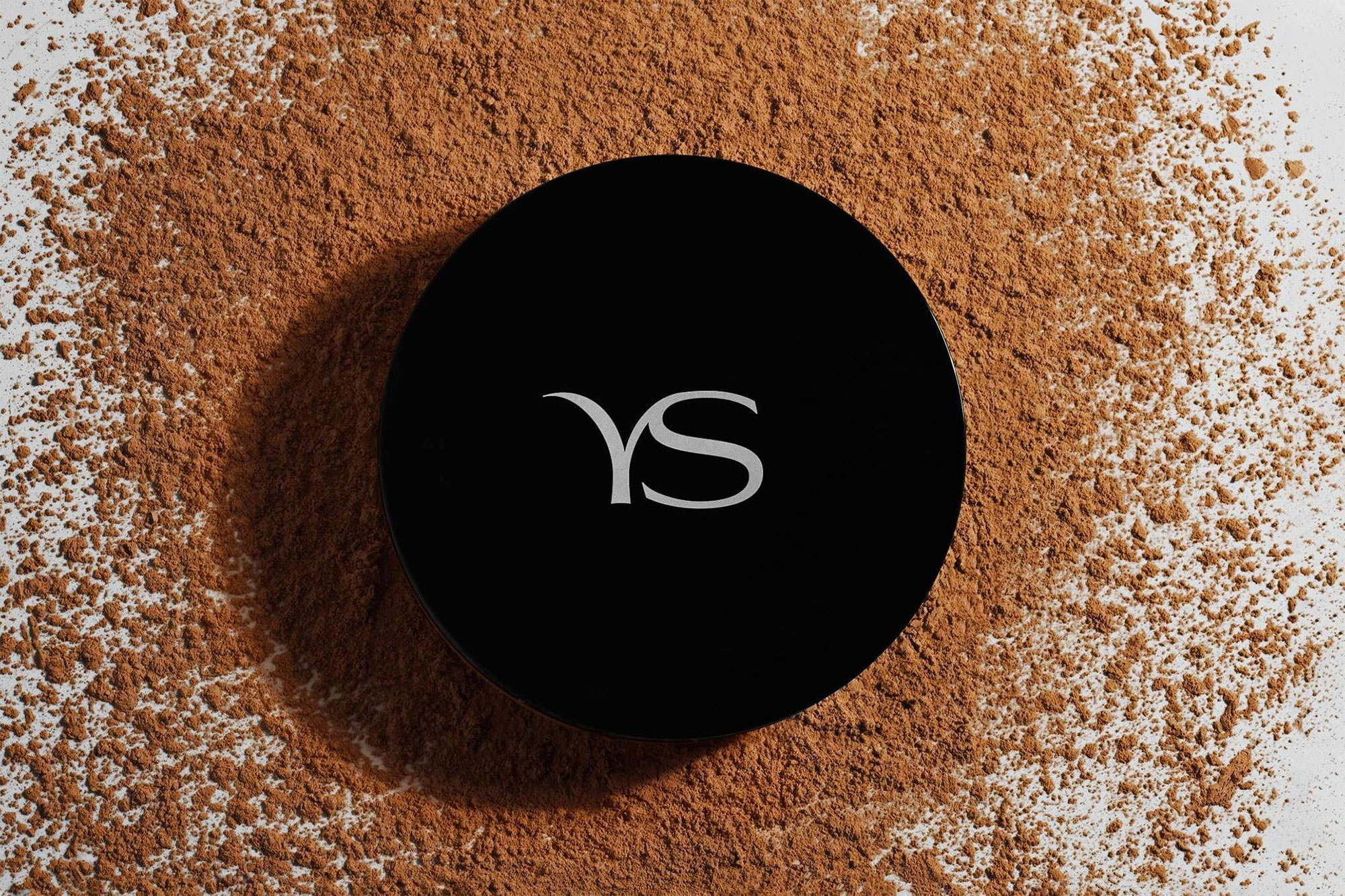 Free Powder Cosmetics Packaging Mockup PSD Template