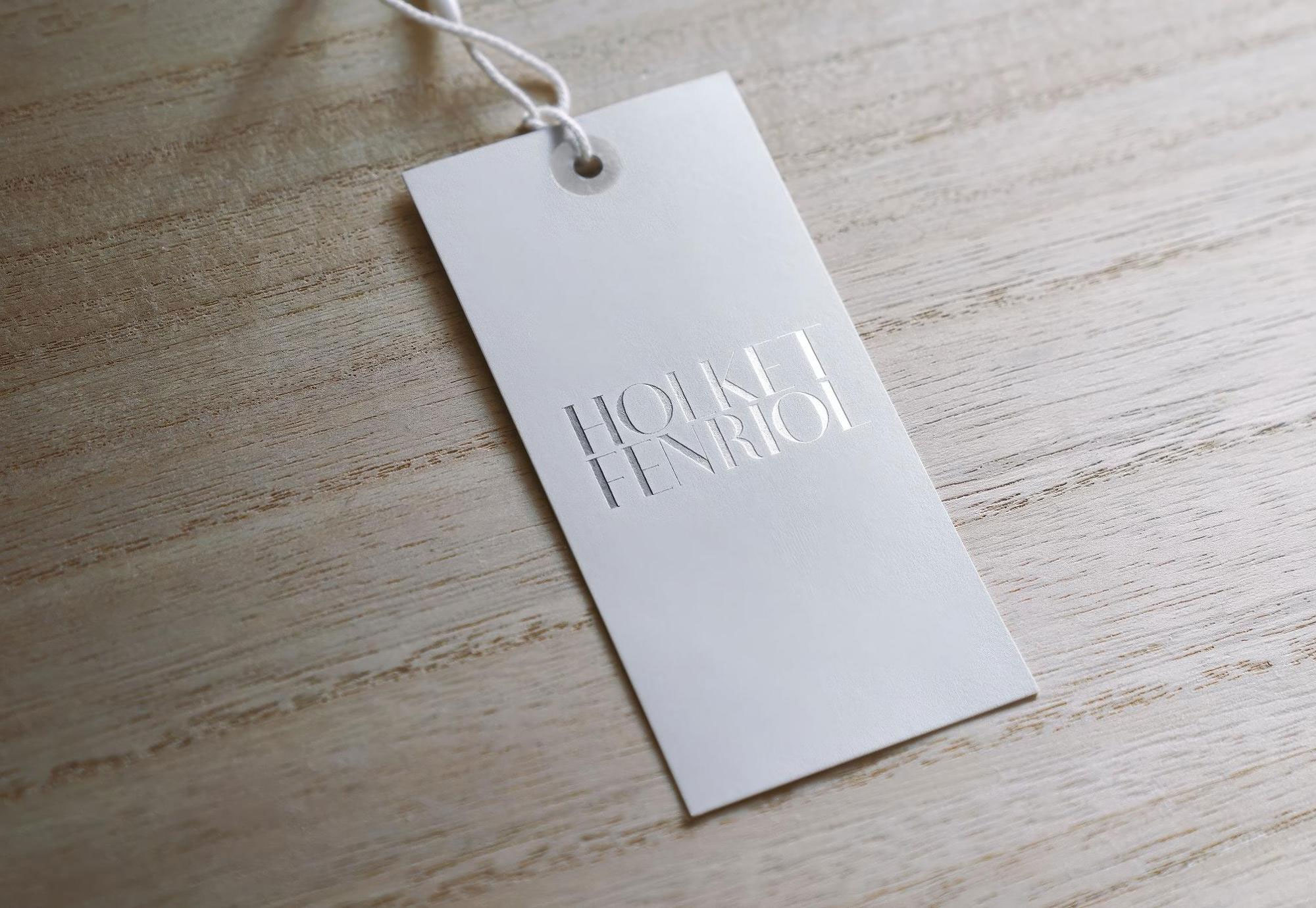 Free Vertical Clothing Tag Mockup PSD Template