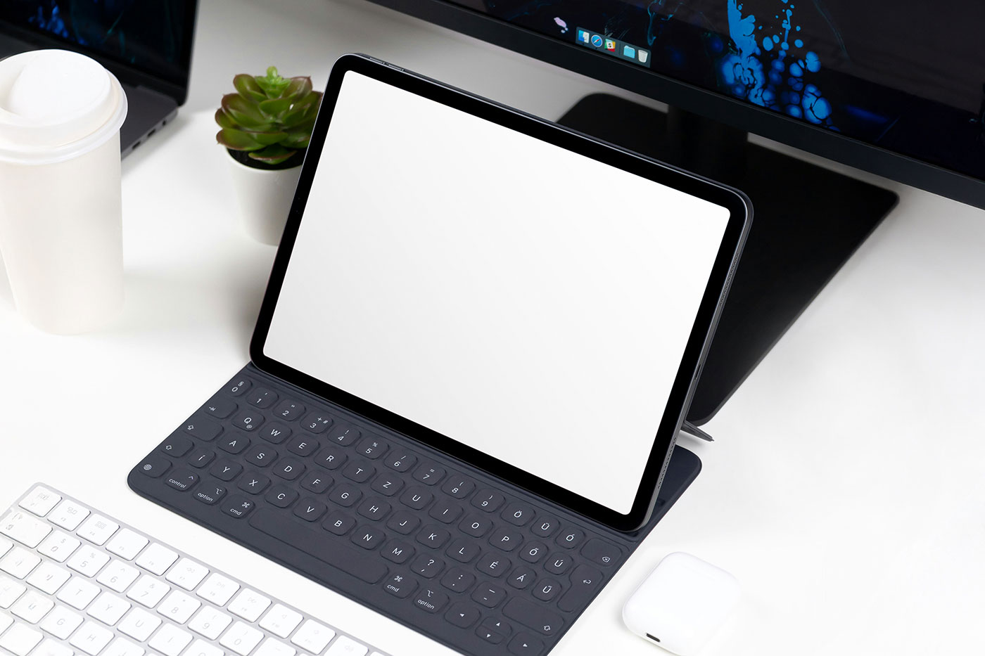 Free Tablet on Desk Mockup PSD Template