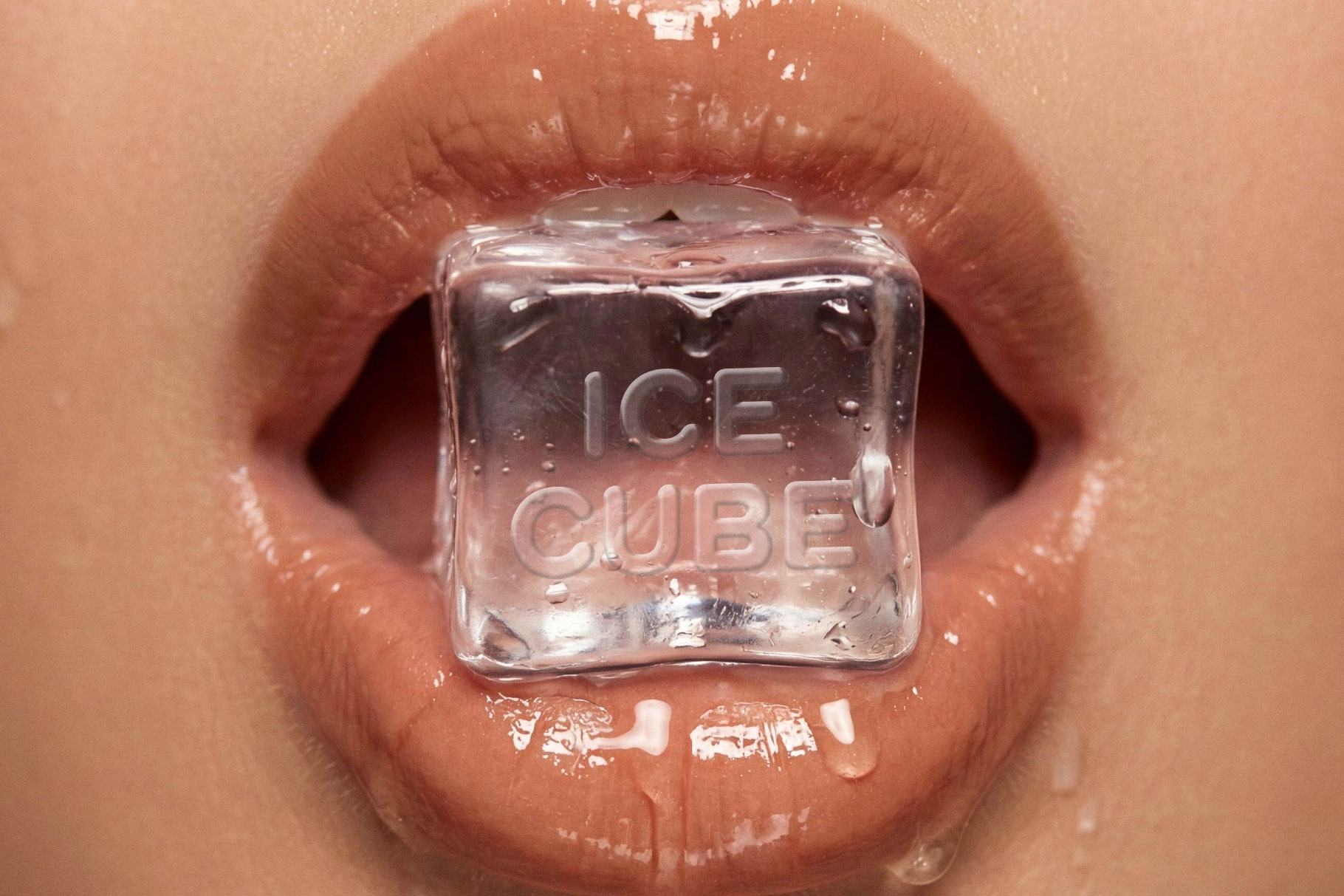 Free Ice Cube Mockup PSD Template