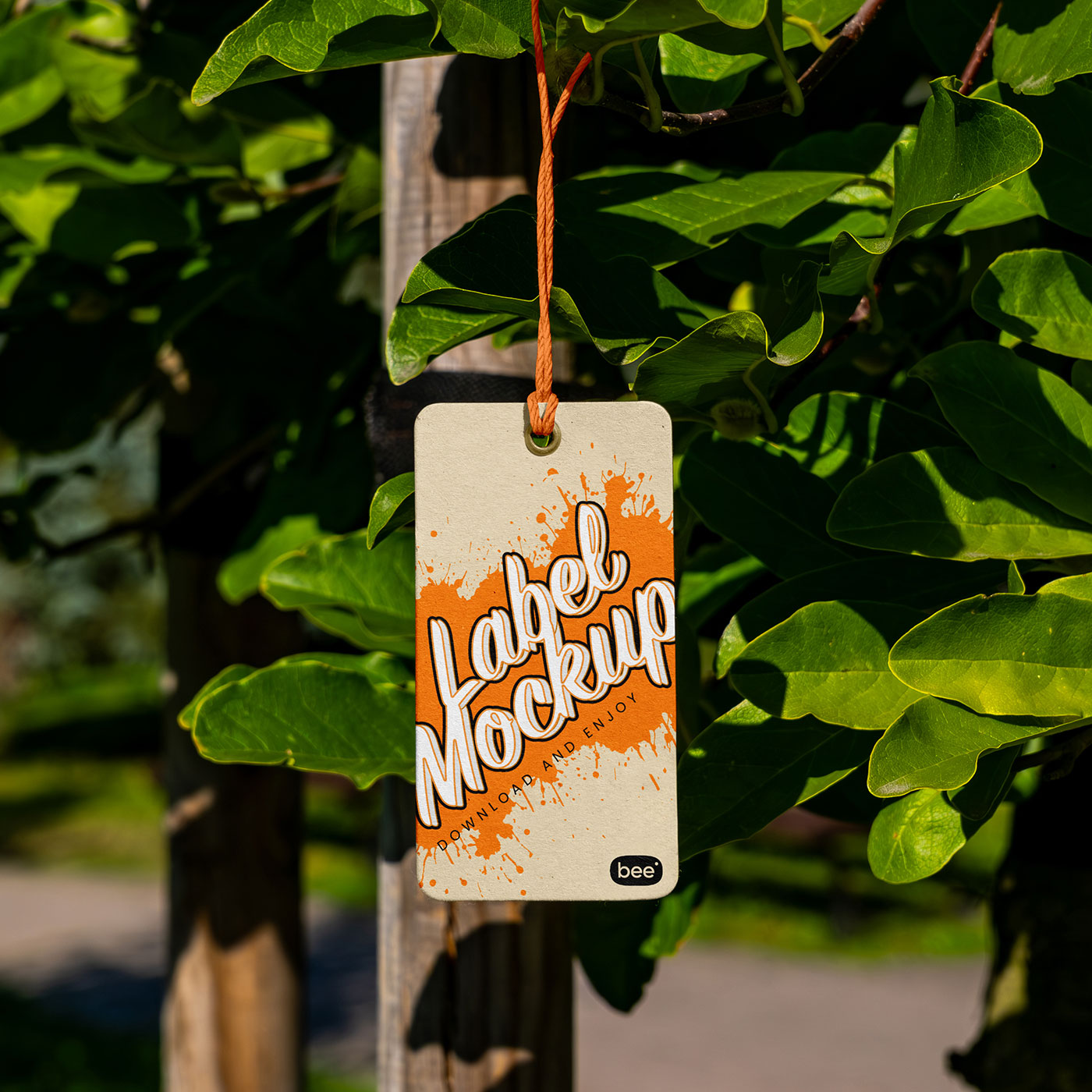 Free Label Hanging on Tree Mockup PSD Template