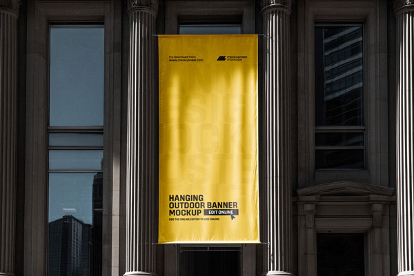 Free Outdoor Hanging Banner Mockup PSD Template