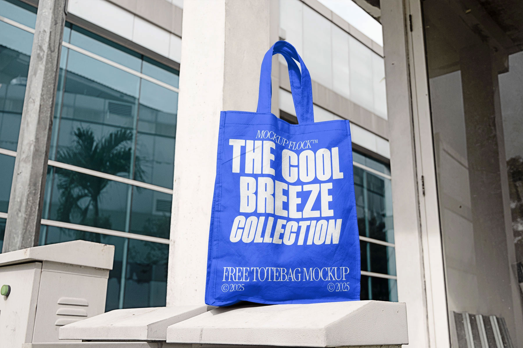 Free C-B Tote Bag Mockup PSD Template