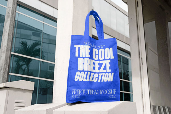 Free C-B Tote Bag Mockup PSD Template