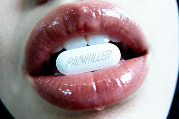 Free Debossed Pill Mockup PSD Template