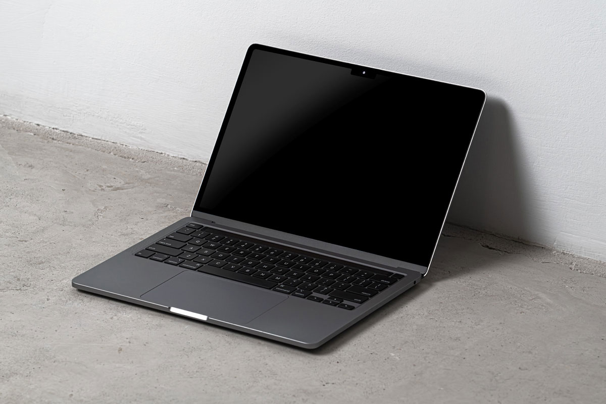 Free MacBook Pro Mockup Screen PSD Templatea