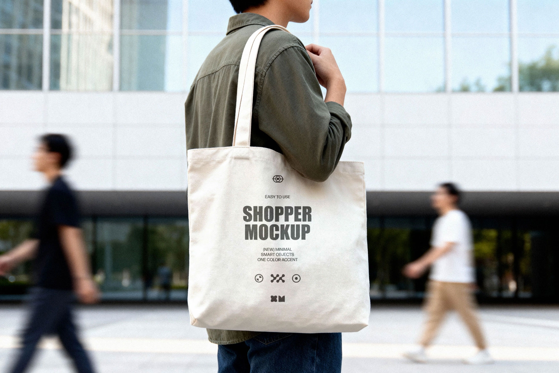 Free Outdoor Canvas Tote Bag Mockup PSD Template