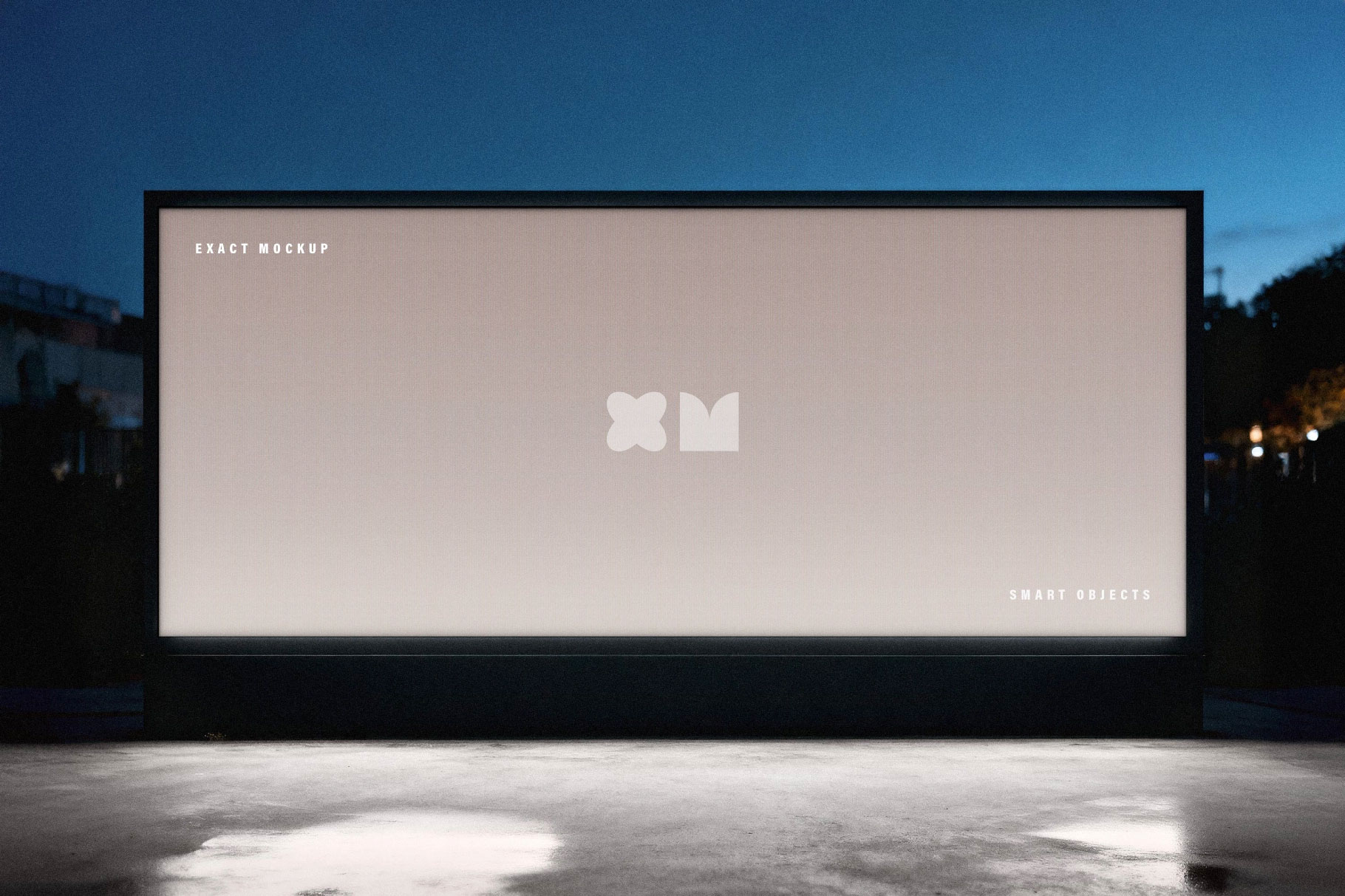 Free Outdoor Screen Mockup PSD Template