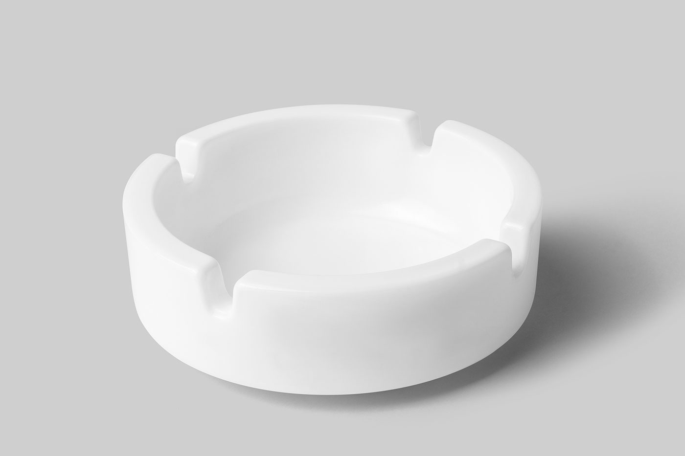 Free Perspective Ashtray Mockup PSD Template