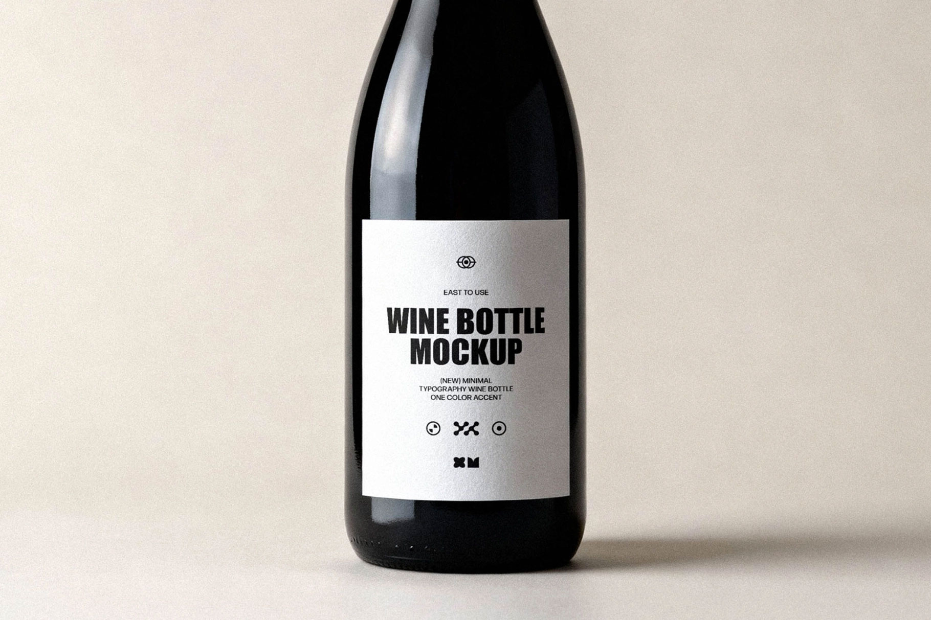 Free Screw Cap Wine Bottle Mockup PSD Template