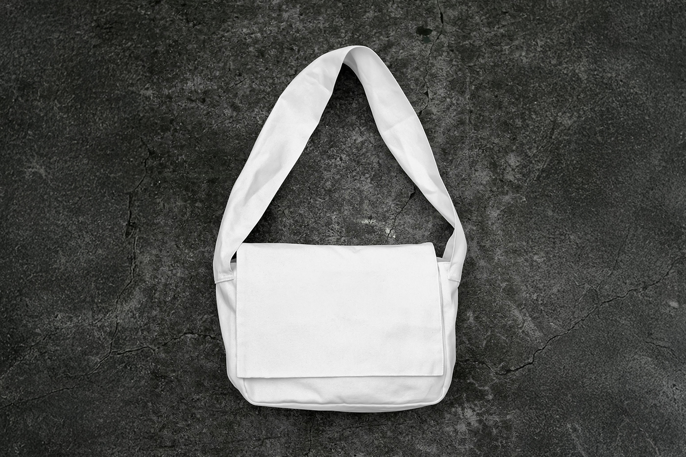 Free Bag on Dark Floor Mockup PSD template