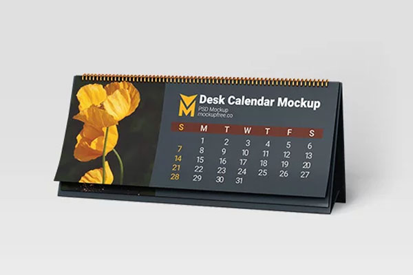 Free Desk Calendar Mockup PSD Template