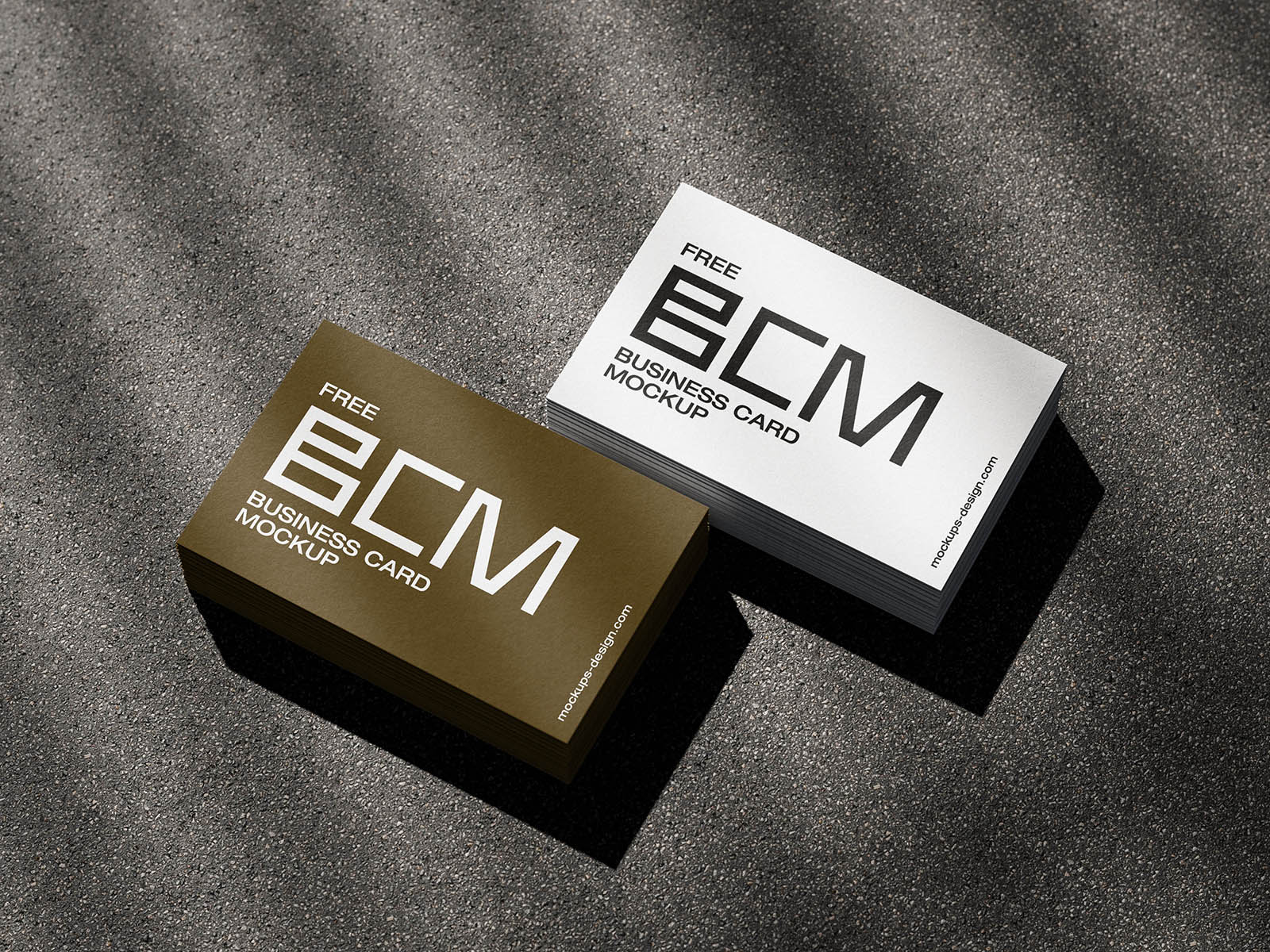 Free Outdoor Shadow Business Card Mockup PSD Template