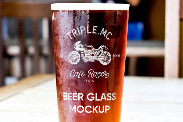 Free Pint of Beer Mockup PSD Template