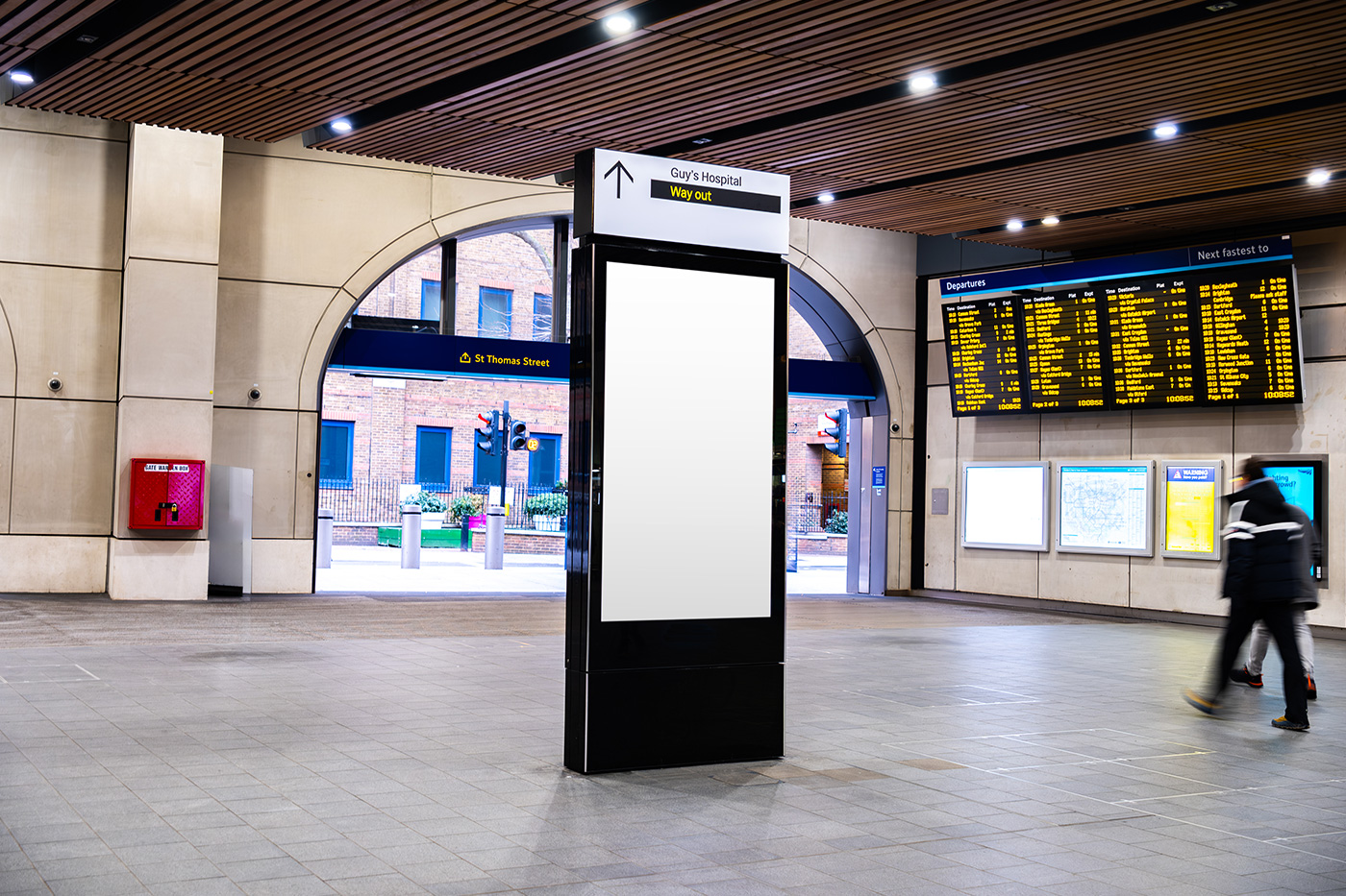 Free Citylight in London Station Mockup PSD Template