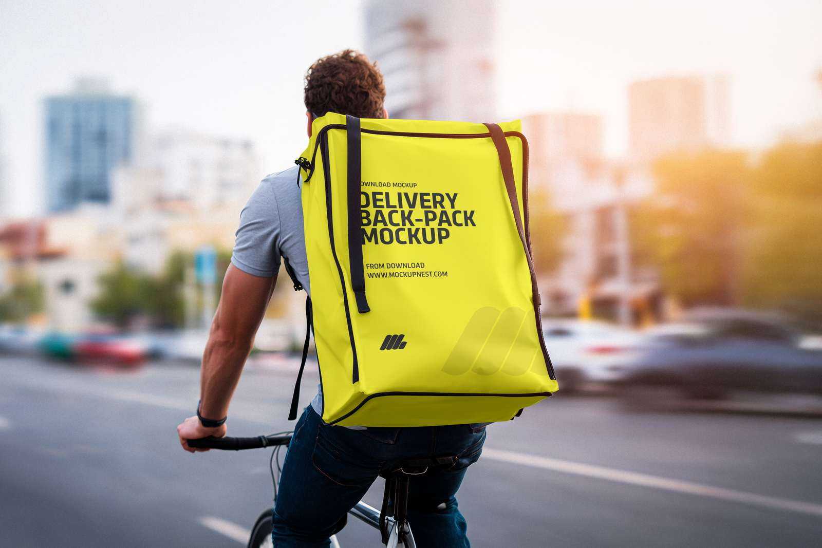 Free Food Delivery Bag Backpack Mockup PSD Template