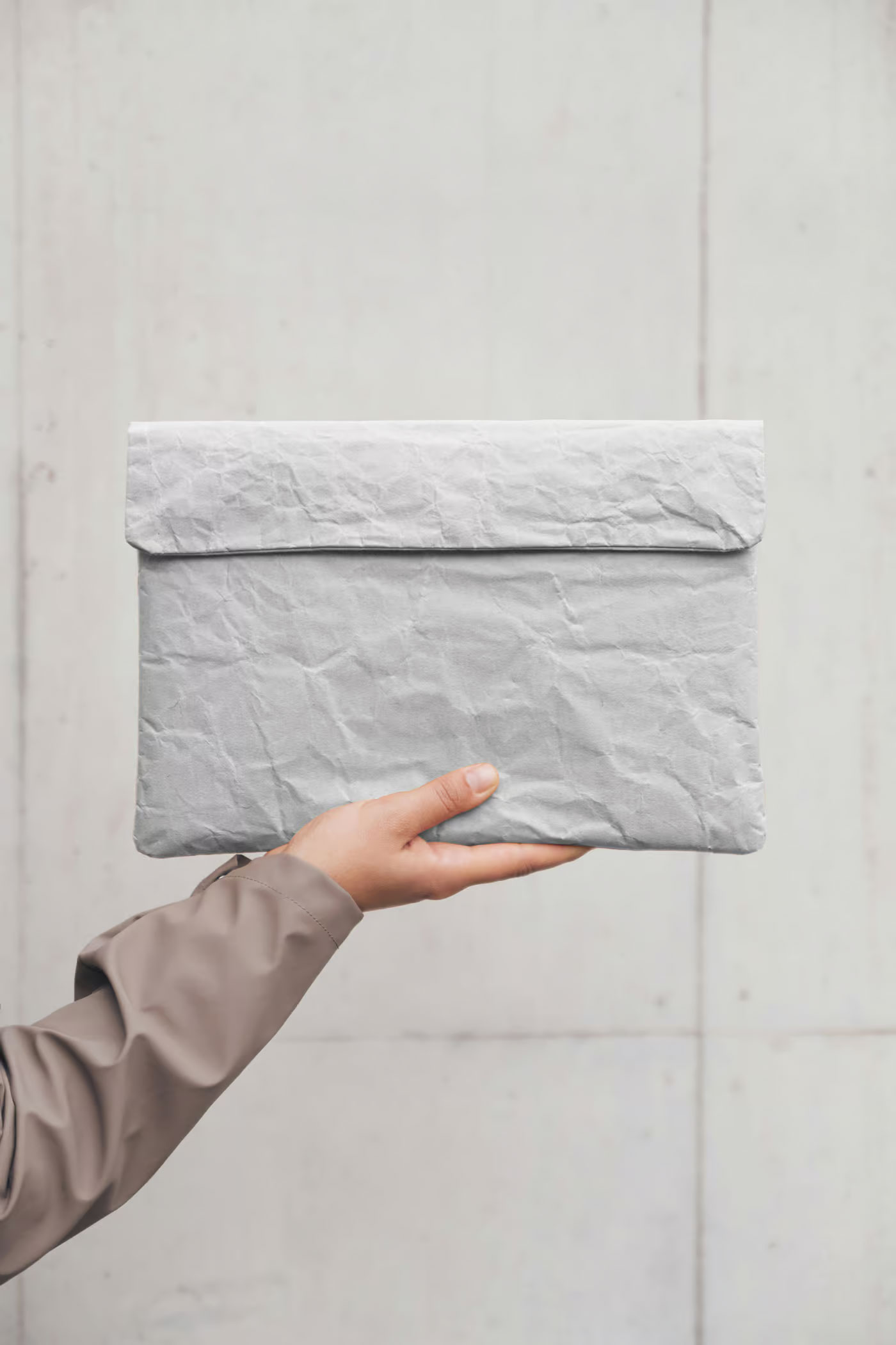 Free Laptop Sleeve Mockup PSD Template