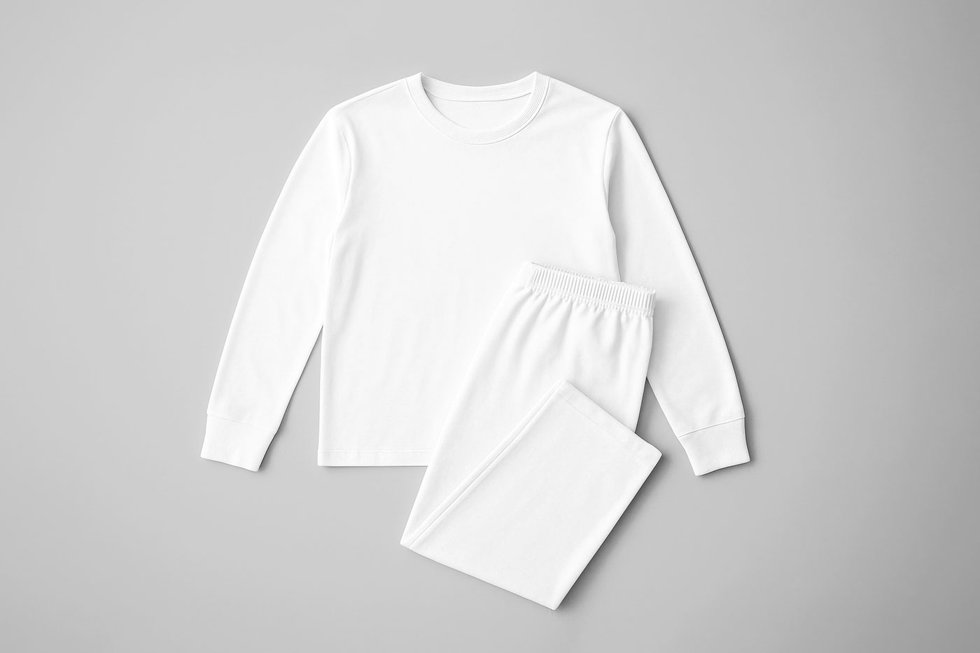 Free Pajamas Set Mockup PSD Template