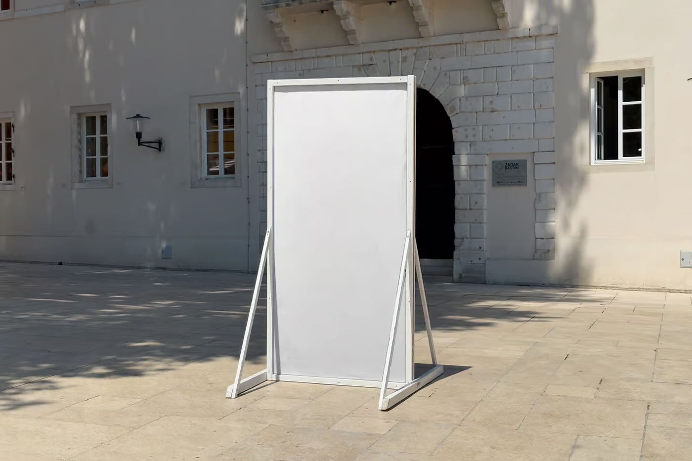 Free Tall Stand with Construction Mockup PSD Template