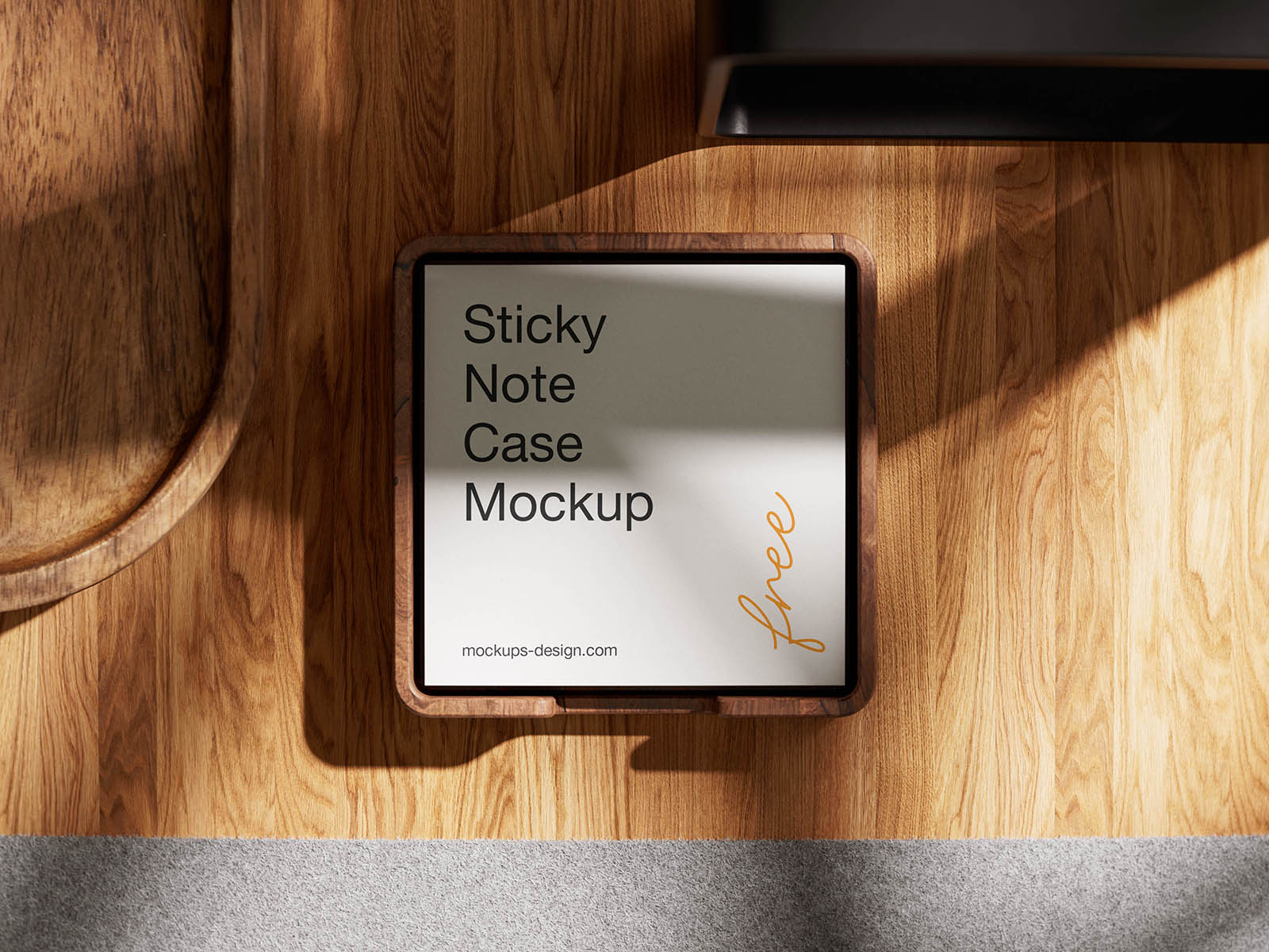 Free Wooden Sticky Note Case Mockup PSD Template