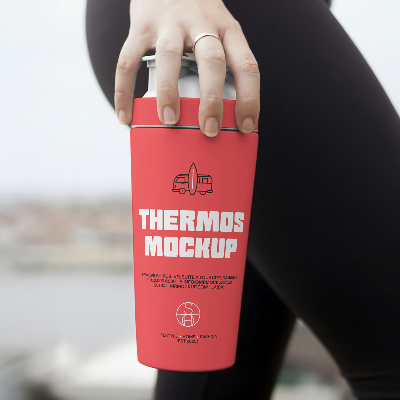 Free Thermos Mug Mockup PSD Template