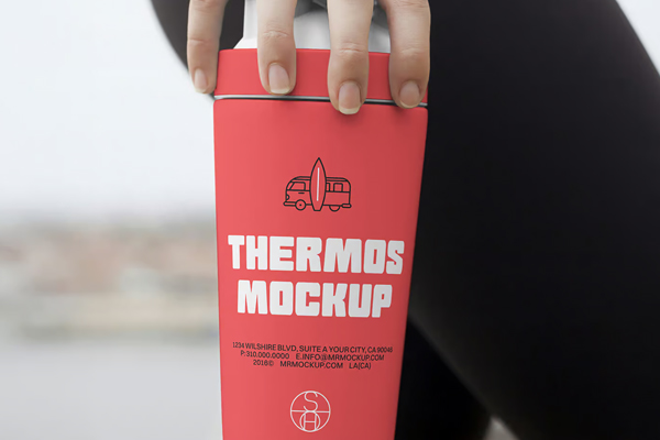 Free Thermos Mug Mockup PSD Template